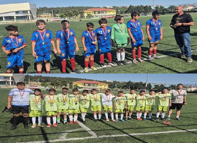 U 12 Minikler Şenliği Ligi B Grubu Şampiyonu T.dağ Gücü spor Kupasını Aldı